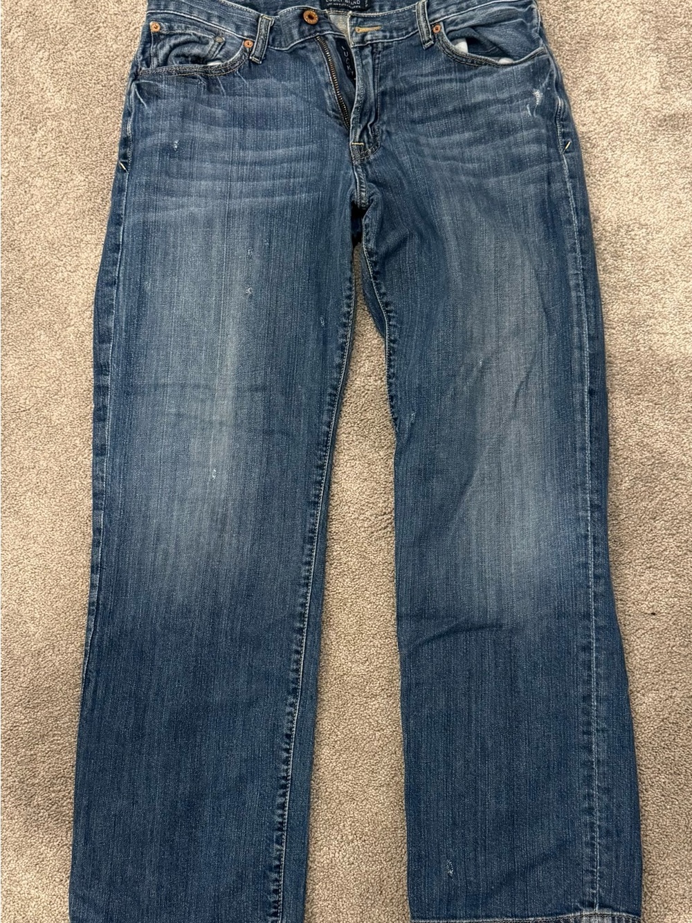 Lucky Brand Men's Straight Jeans in Medium Blue Wash